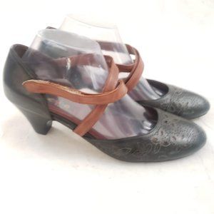EveryBody by BZ Moda Leather Heeled Shoes sz 40